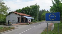 Goran Živec, novi lastnik stavbe na mejnem prehodu Gorjansko, 
bo v njej razvijal turistično ponudbo Krasa.