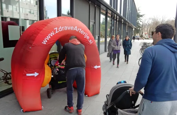 Zdravniki  ljudi redno ozaveščajo o skrbi za zdravje ožilja, ena takih 
akcij je bila  letošnjo pomlad v Novi Gorici. 