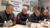 Bogatajeve dneve so predstavili (z leve):  podžupan Andrej Berginc, generalni direktor URSZR Darko 
But, poveljnik civilne zaščite RS Srečko Šestan in vodja postojnske izpostave URSZR Albert Trobec.  