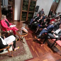 Kot vselej ob predstavitvah knjig Suzane Todorović je bila tudi 
tokrat dvorana polna obiskovalcev.