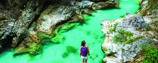 Tudi Tolminska korita  ob vstopu v Triglavski narodni park so 
obvezna postojanka. 