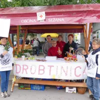 Uspešne Drobtinice za šolarje