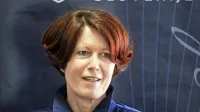 Predsednica Notarske zbornice Slovenije Sonja Kralj: “Notarji so 
od 15. aprila opravili že okoli 80 razvez, kar pomeni, da ljudje 
dogovore o razvezi uredijo bolj enostavno, hitreje, brez obiska 
sodišča.”