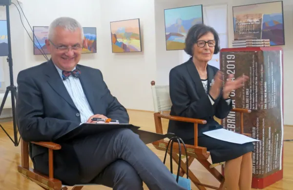 Založnik Damijan Bogataj in avtorica dr. Marija Kacin sta predstavila knjigo Žiga Zois, Casanova in Trst. 