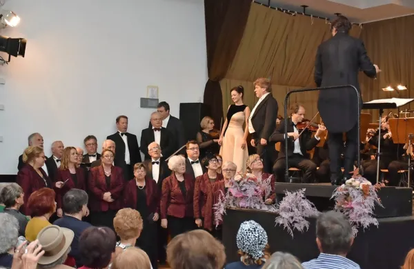 Operni praznik sta skupaj priredila Kulturno društvo Hrvatini in ansambel Opere in baleta SNG iz Ljubljane.