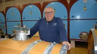 Edi Keber  je že desetletja eden osrednjih likov vinogradništva in 
vinarstva v občni Krmin. 