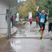 Dež in megla nista ustavila gorskega teka treh vrhov