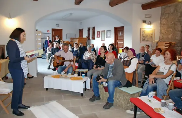 Zgodbe s kraške gmajne in borjačev v knjižici