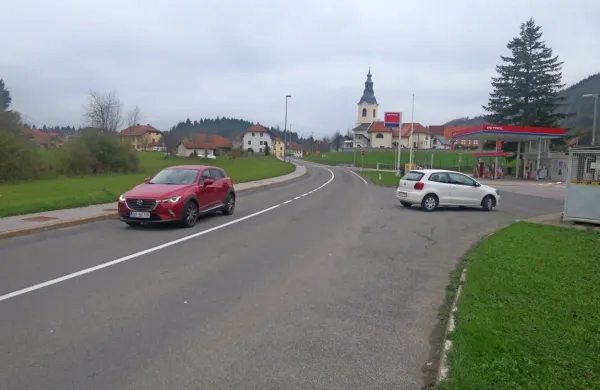 Godovič je edini kraj v občini, ki omogoča nekaj več novogradenj, 
sočasno pa je najbolj tradicionalen, ki se priseljencev otepa.