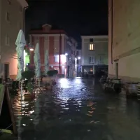 Izola