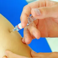 Tudi letos cepijo s  štirivalentnim cepivom francoskega proizvajalca in je brezplačno za vse, ki so v rizični skupini prebivalstva.  