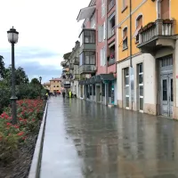 Izola, Sončno nabrežje danes okrog 8. ure. 