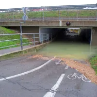 Podhod v Semedeli je bil danes zjutraj poln vode.