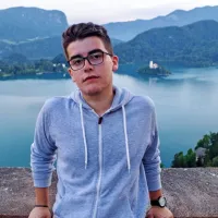 Od vseh lepot v Sloveniji mu je najbolj všeč Bled.