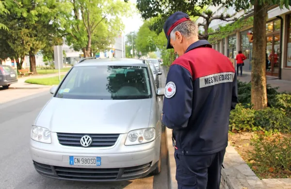 Redarji naj bi prihodnje leto delali tudi popoldne in ob vikendih. 