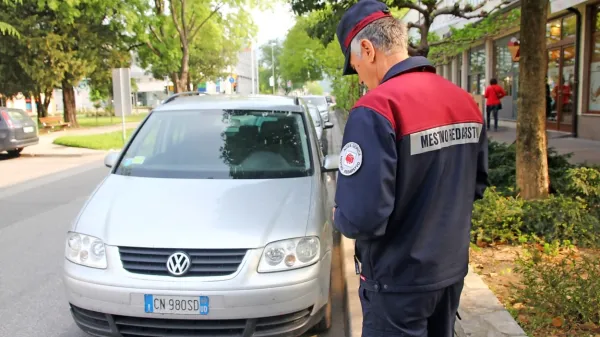 Redarji naj bi prihodnje leto delali tudi popoldne in ob vikendih. 