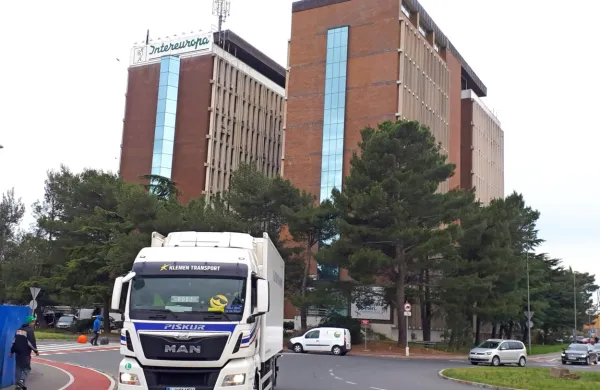 Intereuropa bo pod novimi lastniki še vedno samostojna družba, 
ohranili bodo blagovno znamko in sedež v Kopru.