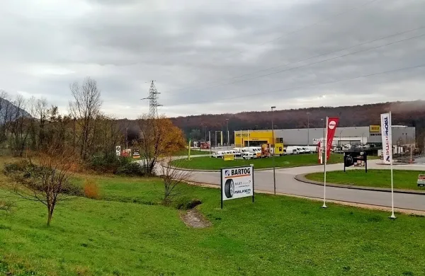 Za zdaj bo to edina dostopna cesta do nove industrijske cone.