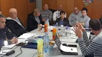 Na posvetu so se pogovarjali o zagotavljanju večje varnosti 
smučarjev in odpravljanju pomanjkljivosti na severnoprimorskih 
smučiščih.