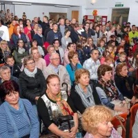 40 let gradijo lepši svet