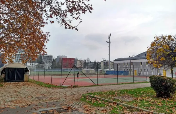 Zimski bazen bodo gradili na mestu pomožnih teniških igrišč, 
januarja bodo iskali izvajalce.   
