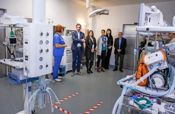 Nardin: V šempetrski bolnišnici je med 100 in 130 delavcev preveč