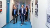 Klemen Miklavič (desno) je iz bolnišnice odšel z zagotovilom, da se obseg storitev ne bo krčil. 