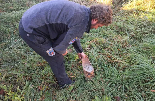 V Bodrežu so našli tudi šrapnel s smodnikom, ki je tehtal 41,7 
kilograma.  