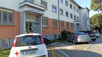 Zobozdravnik Roman B. je poleti leta 2017 v šempetrskem 
zdravstvenem domu naročil   izdelavo  proteze, a je ni evidentiral. 