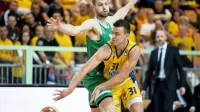 Bosta Jaka Blažič (v zelenem dresu) in Žan Mark Šiško kmalu 
soigralca?