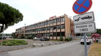 Skupina Cimos naj bi zmanjševala število režijskih  delavcev na 
vseh svojih lokacijah oziroma družbah.
