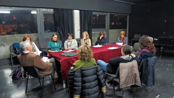 Srečanja in debate Pen Kluba odlično uvajajo v ogled predstav. 