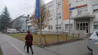 Nadzorniki družbe Elektro Primorska  na sredini seji še niso izbrali 
najboljšega od treh ponudnikov (Gen-i, Petrol, Holding slovenske 
elektrarne) za nakup hčerinske družbe E3. 
