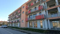 Po devetih letih so končno našli rešitev, s katero naj bi napolnili prazne objekte in zagotovili oskrbo 
za starejše.