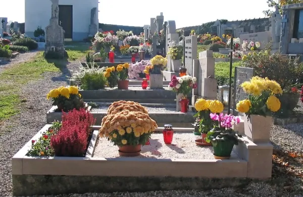 Novoustanovljeni režijski obrat v Brdih bo med drugim skrbel 
tudi za urejenost pokopališč. 