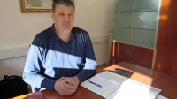V.d. direktorja  Komunale Idrija Marijan Mržek se ne bo več potegoval za direktorja, a bi ostal v 
komunalni dejavnosti.
