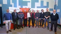  Finalisti izbora Osebnost Primorske 2019 so  v torek poklepetali in spoznali  ustvarjalce akcije v Studiu Hendrix Radia Koper. Drevi bo znano, kdo izmed njih bo domov odnesel zlato jabolko.