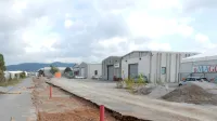 Veliko je zanimanja za gradnjo na Sežanskem terminalu, a težava je, da primanjkuje komunalno opremljenih parcel.