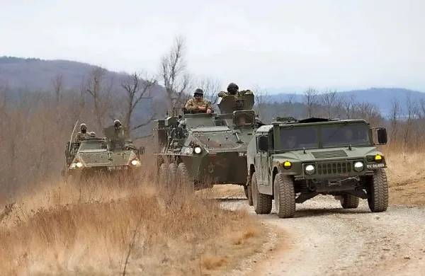 Erjavec vabi na ogled v ameriško bazo