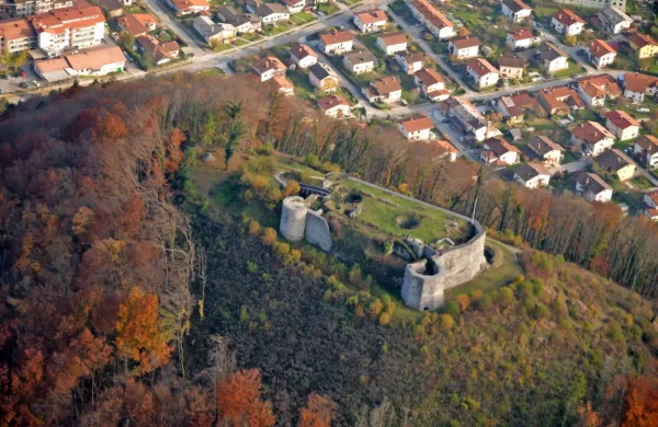 Grad na Kozlovem robu bodo arheološko raziskovali
