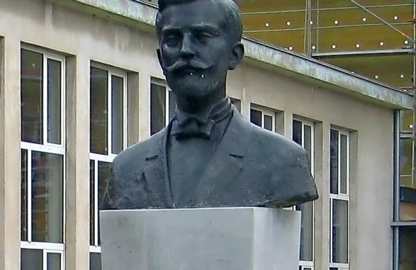 Dragotin Kette je navdihnil 
snovalce  letošnjega  Meseca 
kulture. 