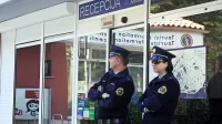 Pred desetimi leti so  morali policisti zaradi vročega dogajanja in 
nesoglasij  večkrat   posredovali v kompleksu Adrie Ankaran. 