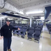 Voja&scaron;ka ladja je sprejela obiskovalce