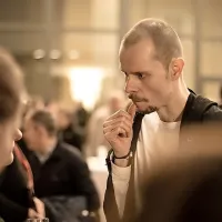  Po treh letih se je na oder SSG-ja vrnil igralec Romeo Grebenšek.