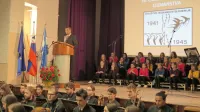 Na prireditvi ob 76. obletnici požiga Komna in okoliških vasi je  kot 
slavnostni govornik spregovoril predsednik republike Borut 
Pahor. Med izgnanci je bila tudi njegova mama. 