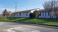 Na Škofijah bodo čez približno dve leti dobili novo šolo, ki bo 
nadomestila star montažni objekt iz leta 1977.