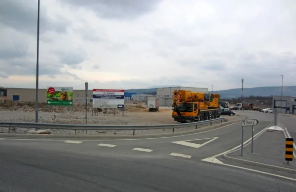Industrijska cona Risnik