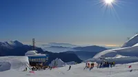 Medtem ko je dolina v oblakih in megli, na Kaninu sije sonce.