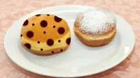 Zakaj si ne bi tokrat za pusta poleg navadnih krofov privoščili še 
“pikastega”?
