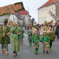Sovič, pastirček Jakob in podzemni svet navdihnili postojnski pust